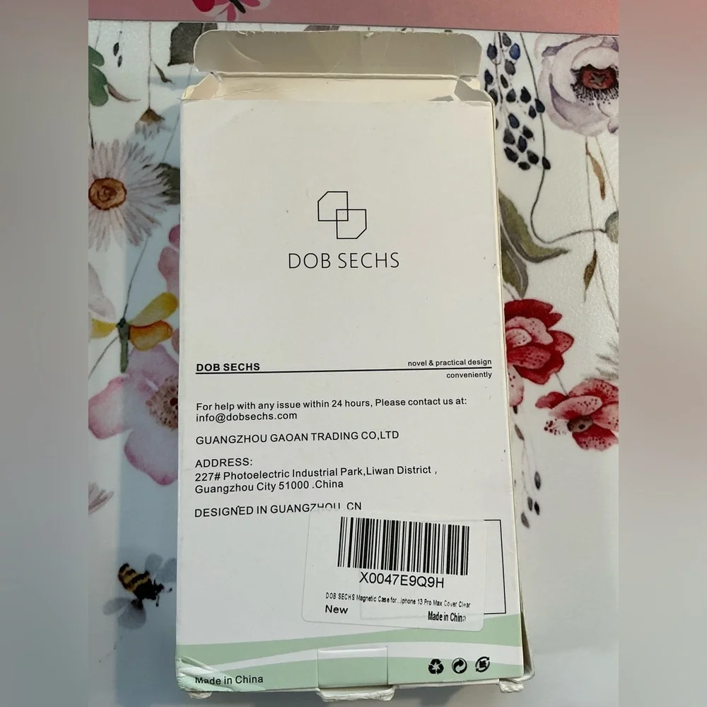 Clear Phone Case with Silver - I Phone 13 Pro Max (NWT)